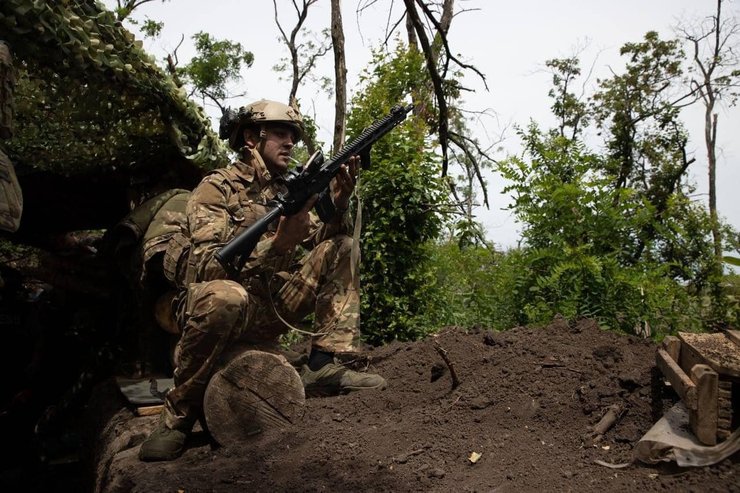 Учения ВСУ, боец всу