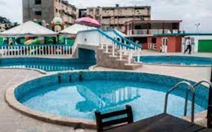 Бассейны в тюрьме Токорон