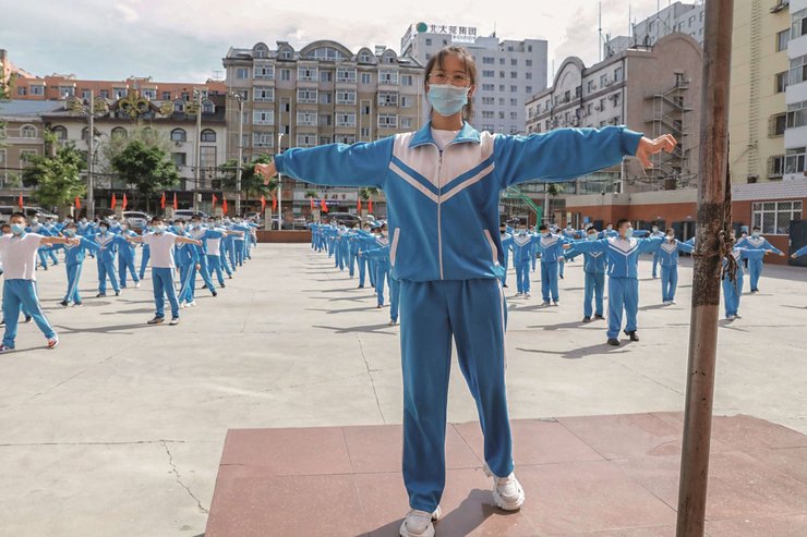 Китай, школы, маски, масочный режим, пандемия коронавируса