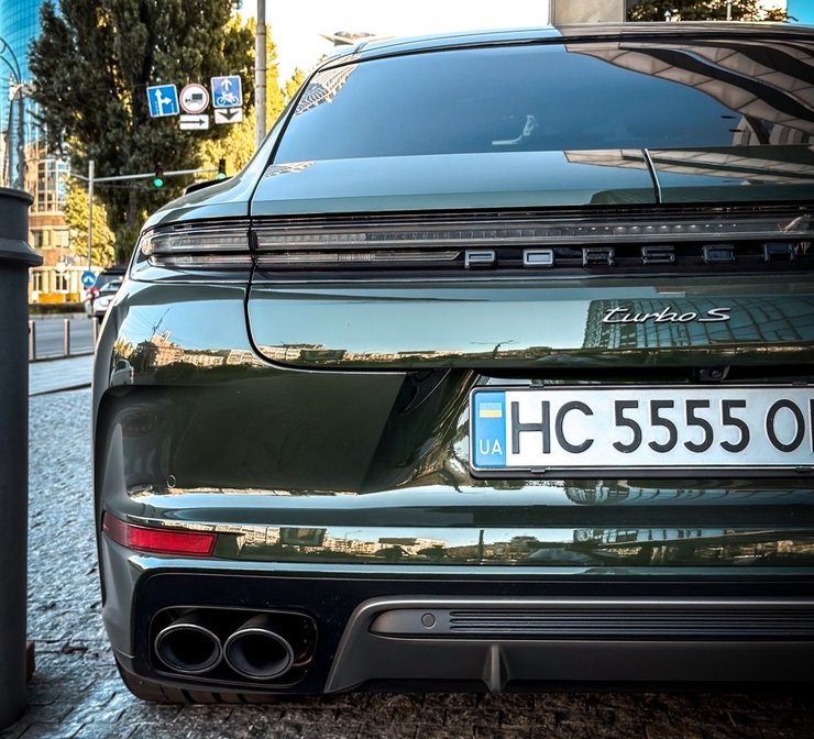 Новий Porsche Panamera