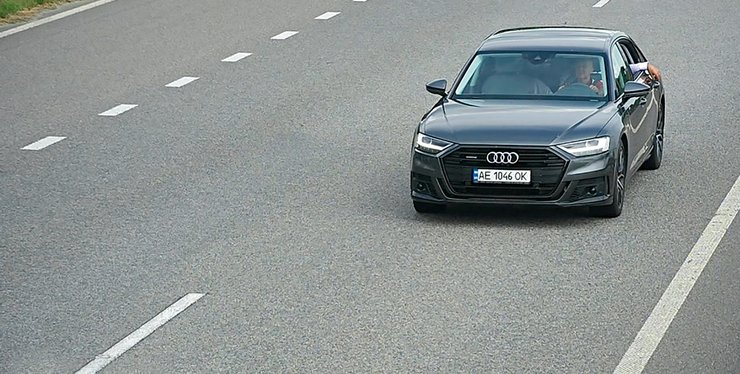 Александр Трухин, дтп с трухиным, трухин слуга народа, александр трухин скандал, тихонько в лес уйду