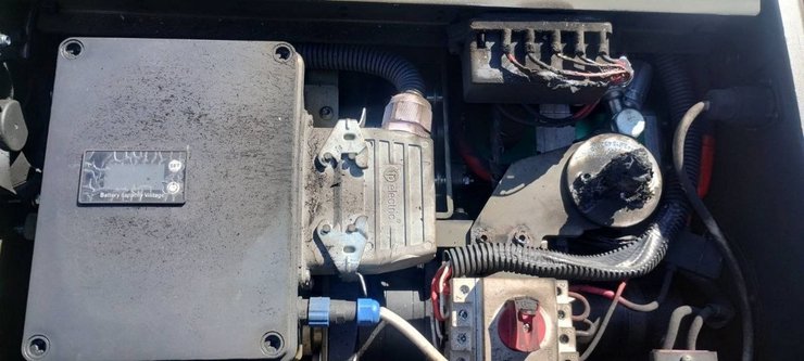 Наземний дрон Мураха, робот Мураха, безпілотник, ЗСУ