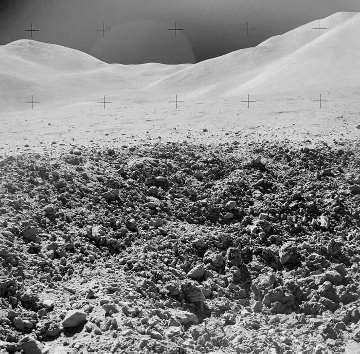 Як з'явилася вода на Землі: камені з Місяця спростовують популярну теорію