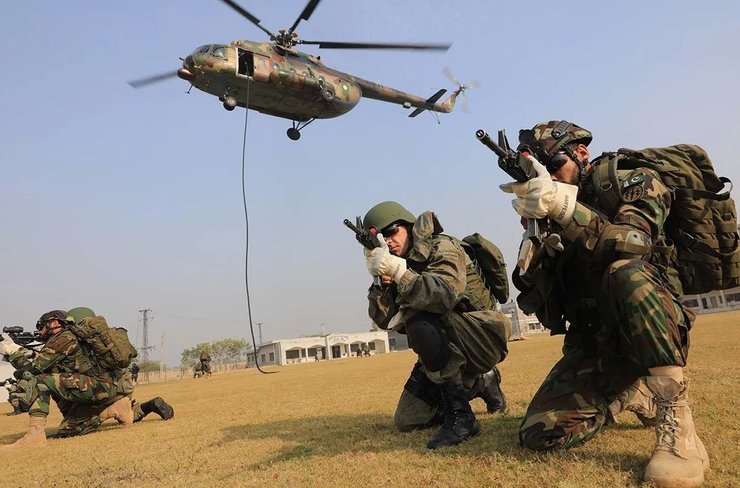 Китай, Пакистан, учения