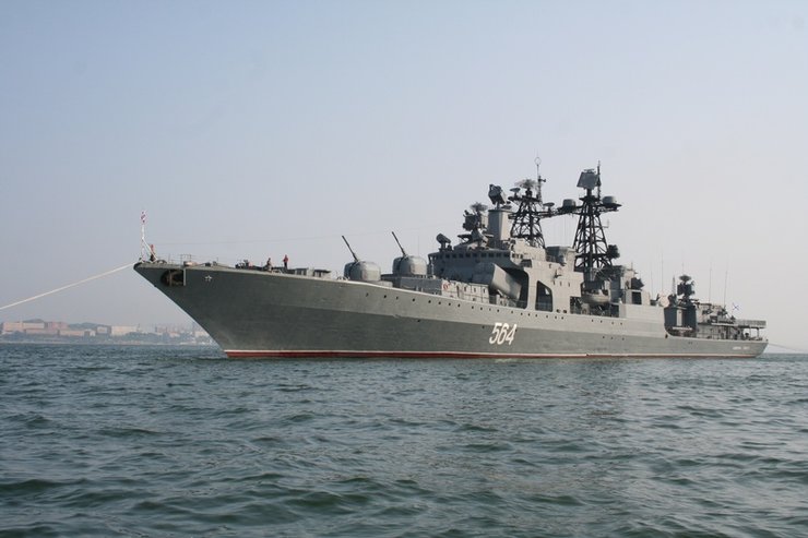 корабель Адмірал Трибуц