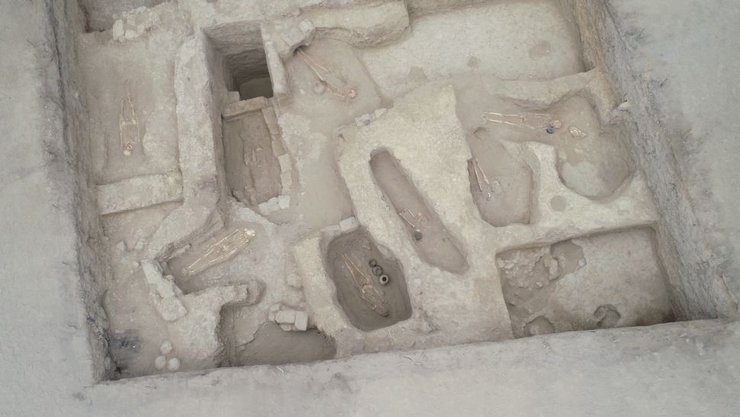 раскопки, захоронения, артефакты, фото