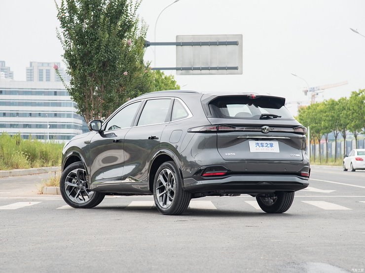 Changan CS75 Plus, Changan CS75, новый Changan CS75, новый Changan CS75, кроссовер Changan