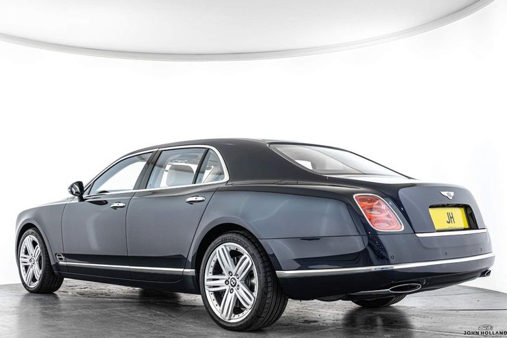 Bentley Mulsanne короля Чарльза III