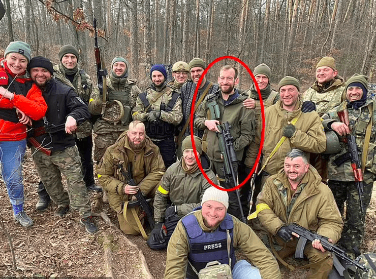 британський військовий