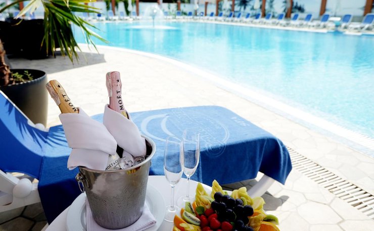 Отель Grand Marine