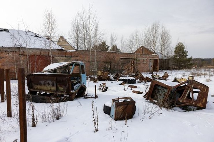 Будинки, авіаудари, артилерія, радіація, Україна