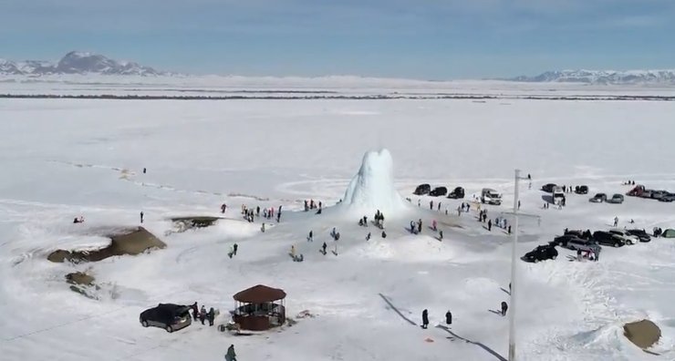 ледяной вулкан, казахстан