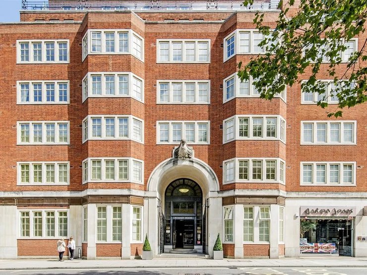 Дом, Лондон, Захаров