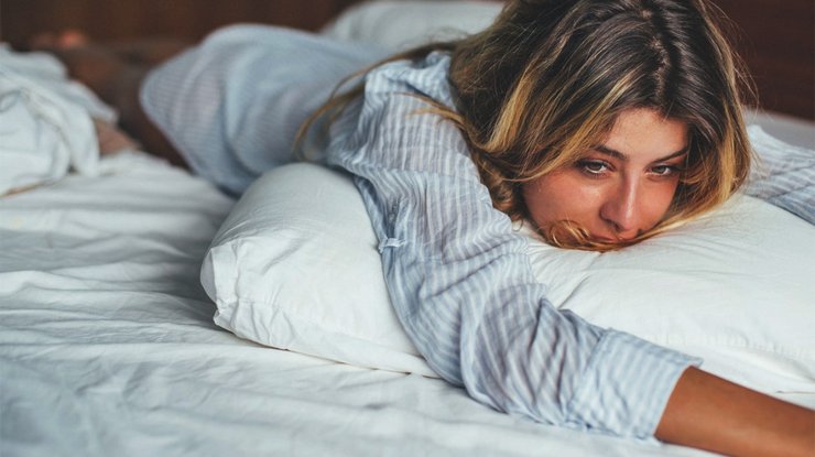 дівчина, ліжко, постільна, знімок