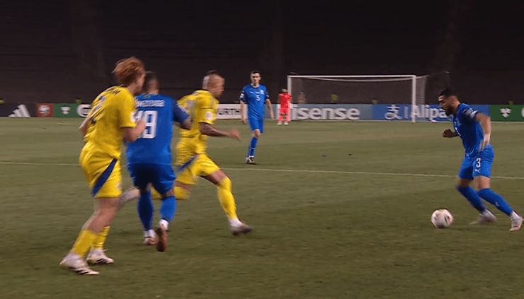 Гравці збірної України проти команди Азербайджану під час гри на відбір до ЧС2026