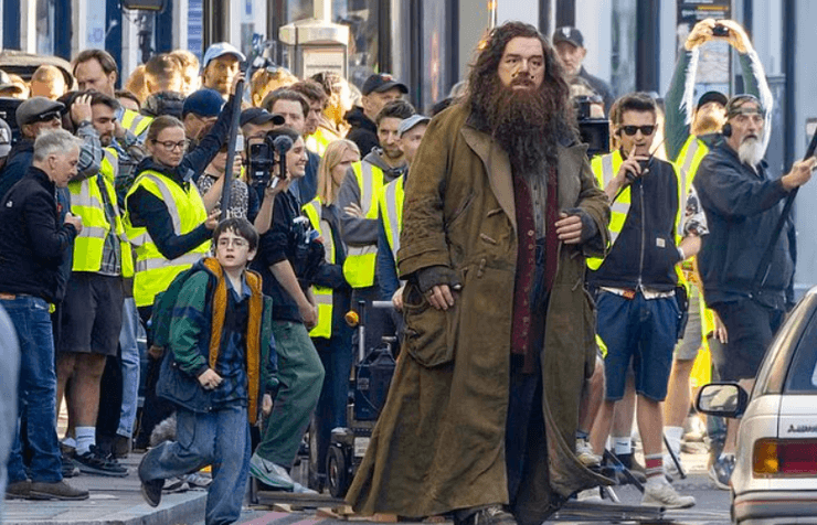 Гаррі і Гегрід під час зйомок