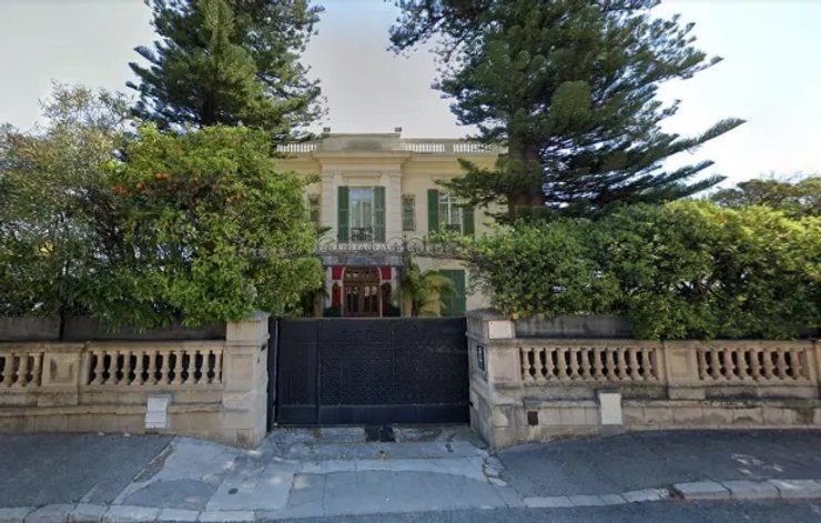 дом абрамовича, российский олигарх, арестованное имущество, франция, санкции против абрамовича