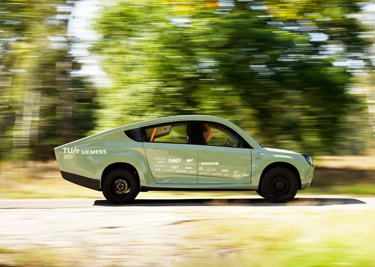 авто на солнечных батареях, Stella Terra, электромобиль Stella Terr