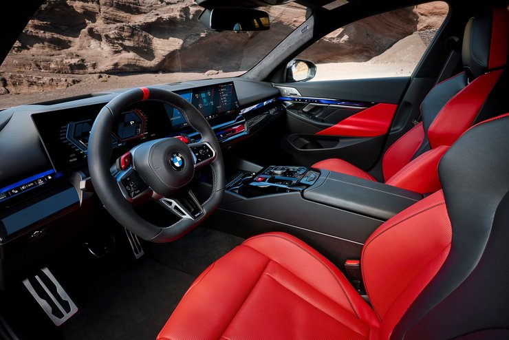салон BMW M5