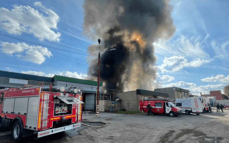 пожар, пожарные машины