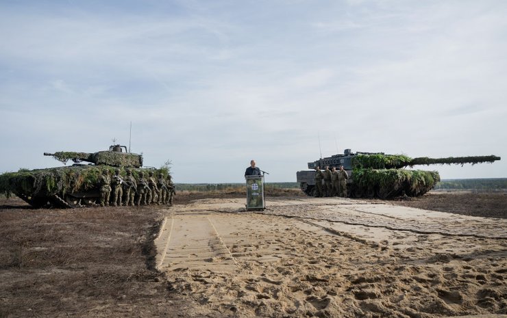 олаф шольц, танк леопард