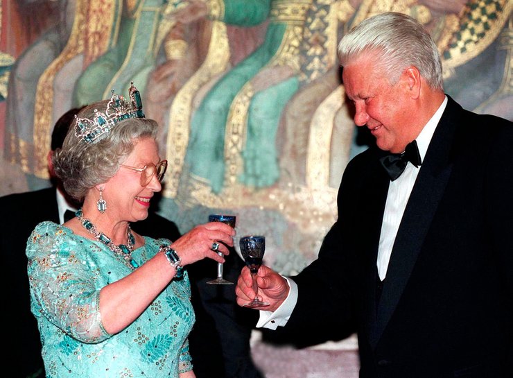 королева елизавета, тиара с аквамаринами