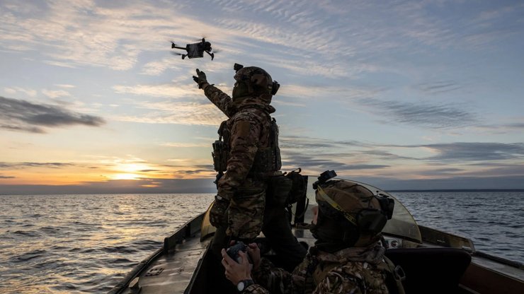 безпілотники, бпла, дрони, зсу, військові