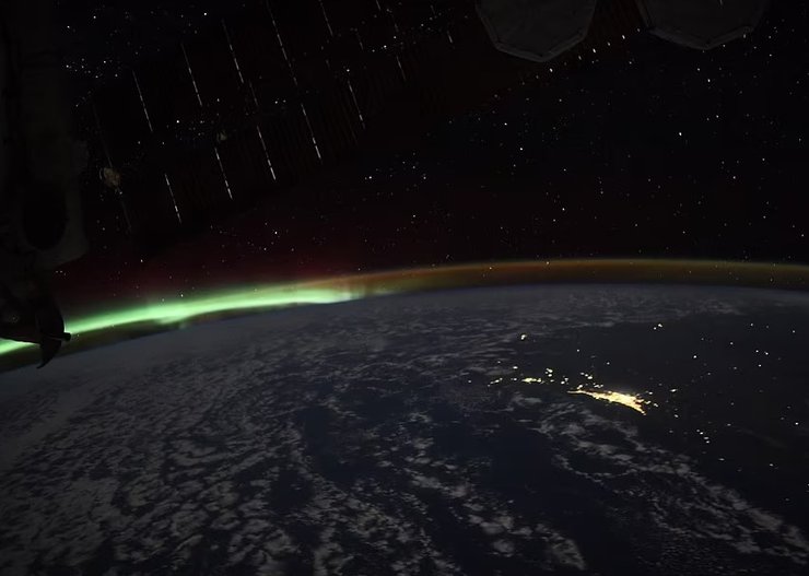 полярне сяйво