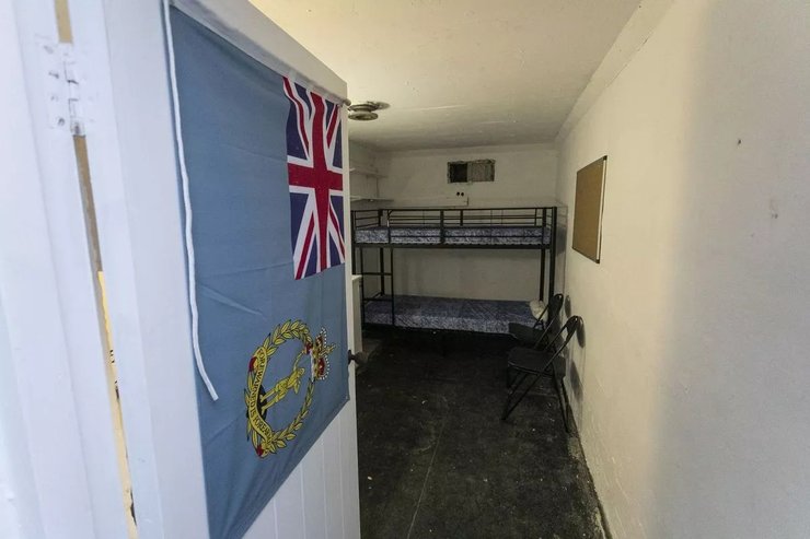 eBay, бункер, продажа