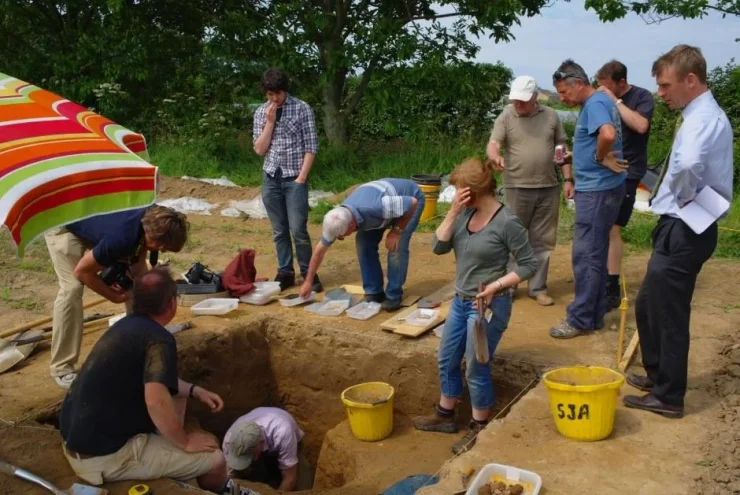Франція, археологи, археологія, скарб, розкопки, кельти, поселення