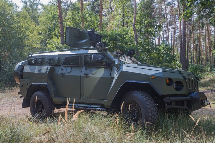 Важливо, що ми наші бронеавтомобілі почали обладнувати засобами РЕБ, - Владислав Бельбас