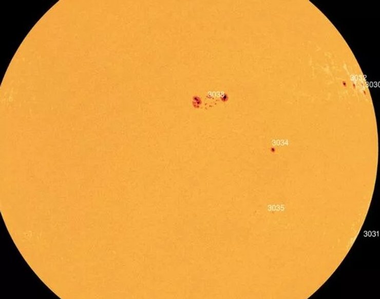 Солнце, солнечное пятно, AR3038