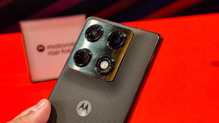 Камера Motorola Razr Fold