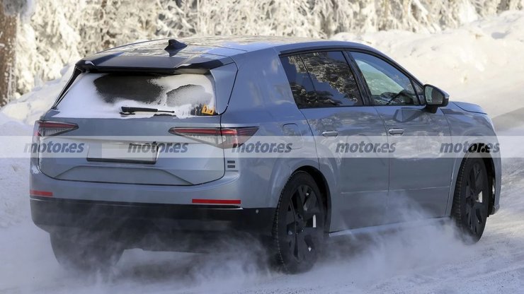 електрокар Skoda Peaq