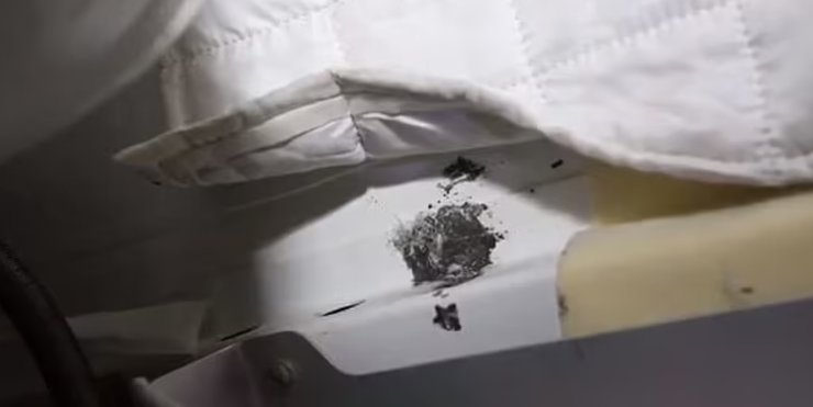 Дыра, "Союз МС-09"