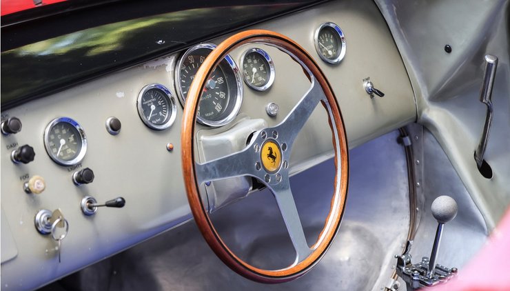 салон Ferrari 250 P Салон Ferrari 250 P
