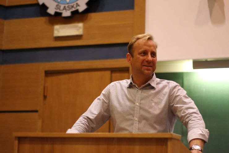 Президент КМУ Поканевич Олександр