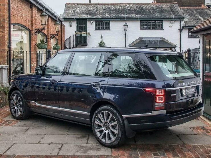 Range Rover 2016, Range Rover, Range Rover LWB, Range Rover Autobigraphy, авто Елизаветы ІІ, Елизавета ІІ