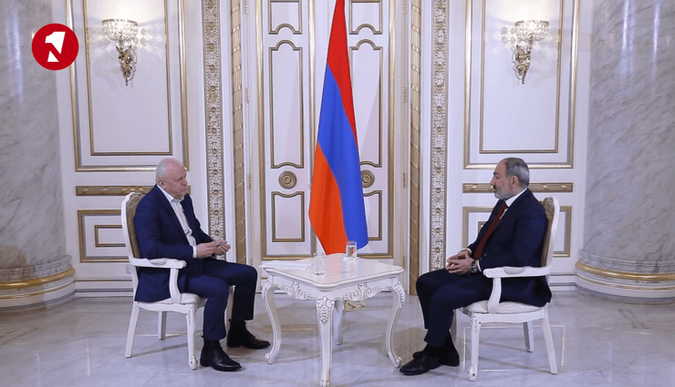 Фрагмент интервью Пашиняна.