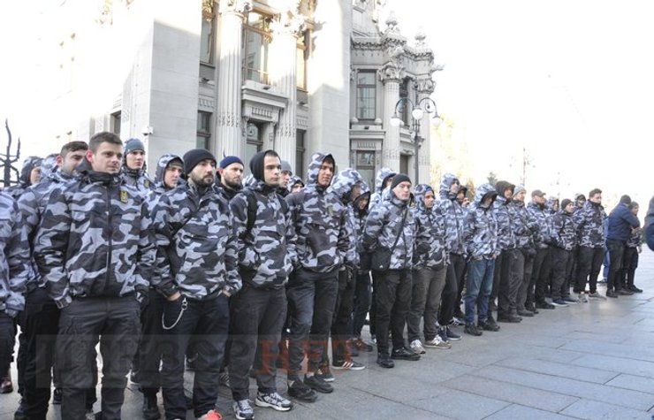 Нацдружины, Офис президента, фото