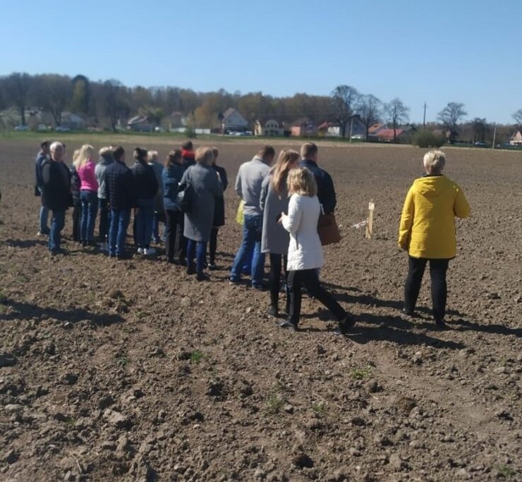 посадка картошки, завод автотор, производство авто, автопром рф, санкции против рф, посадить картошку