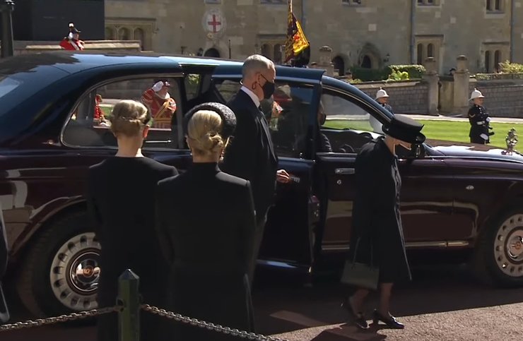 Королева Елизавета, похороны ее мужа