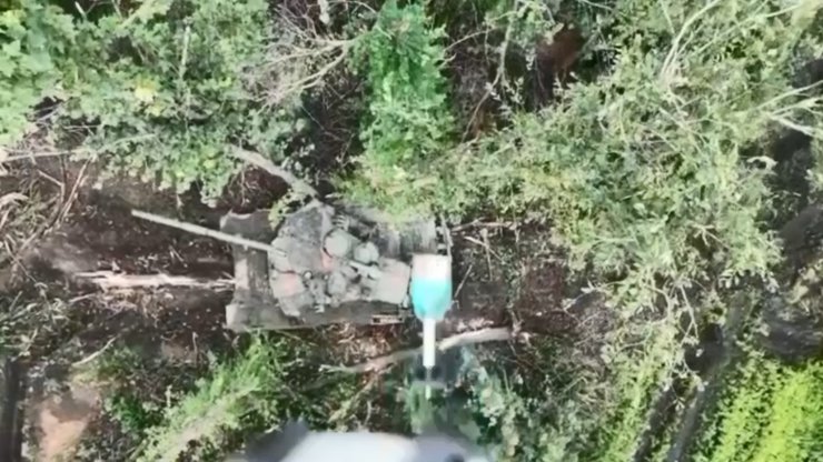 російський танк