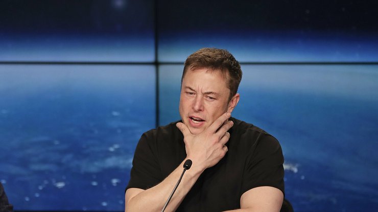 Илон Маск