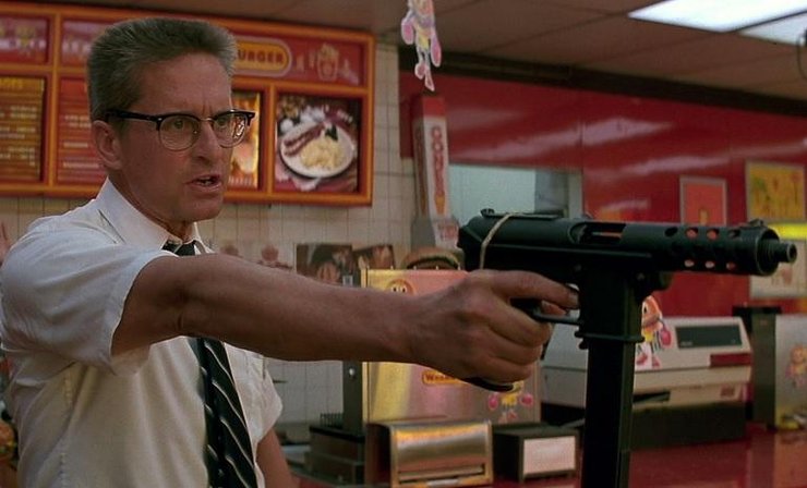 С меня хватит!, Майкл Дуглас фото