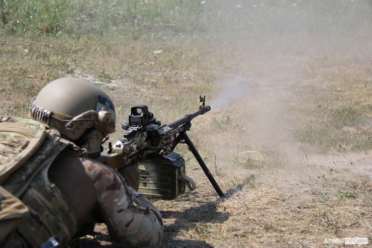 стрельба из пулемета