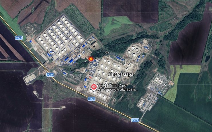 Скриншот Google maps з даними про кількість резервуарів з нафтою на ЛВПС Самара