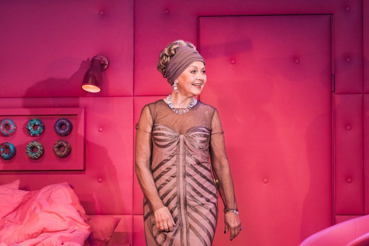 Ліліта Озоліня, акторка, Латвія, театральна постановка, латвійська акторка, гра в театрі