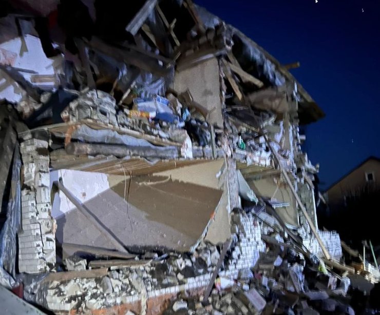 Обстрел Чернигова, взрывы Чернигов, Чернигов взрывы, взрывы в Чернигове, обстрел Чернигов, атака Чернигов