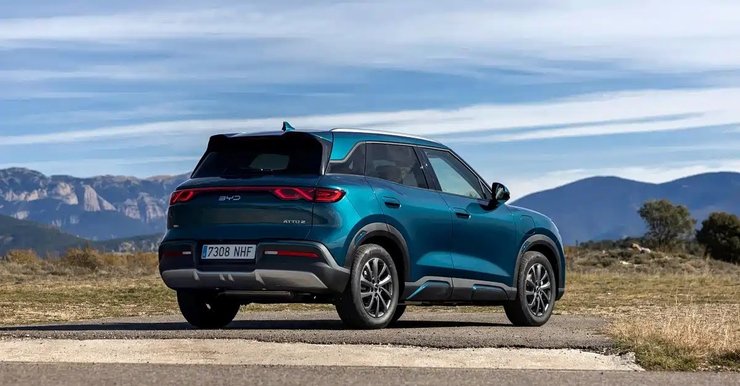 кросовер BYD Atto 2